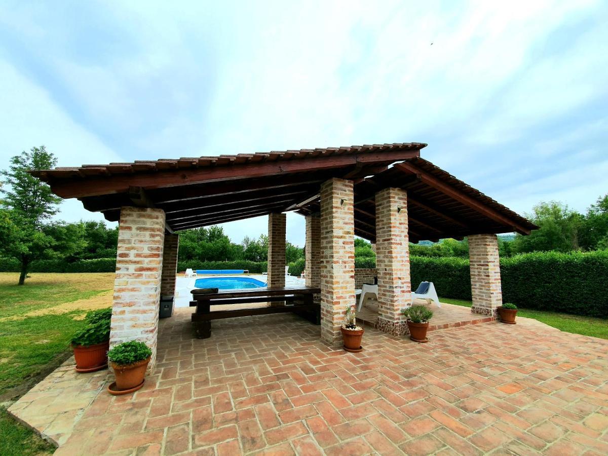 Villa Mons Aureus Popovac ภายนอก รูปภาพ