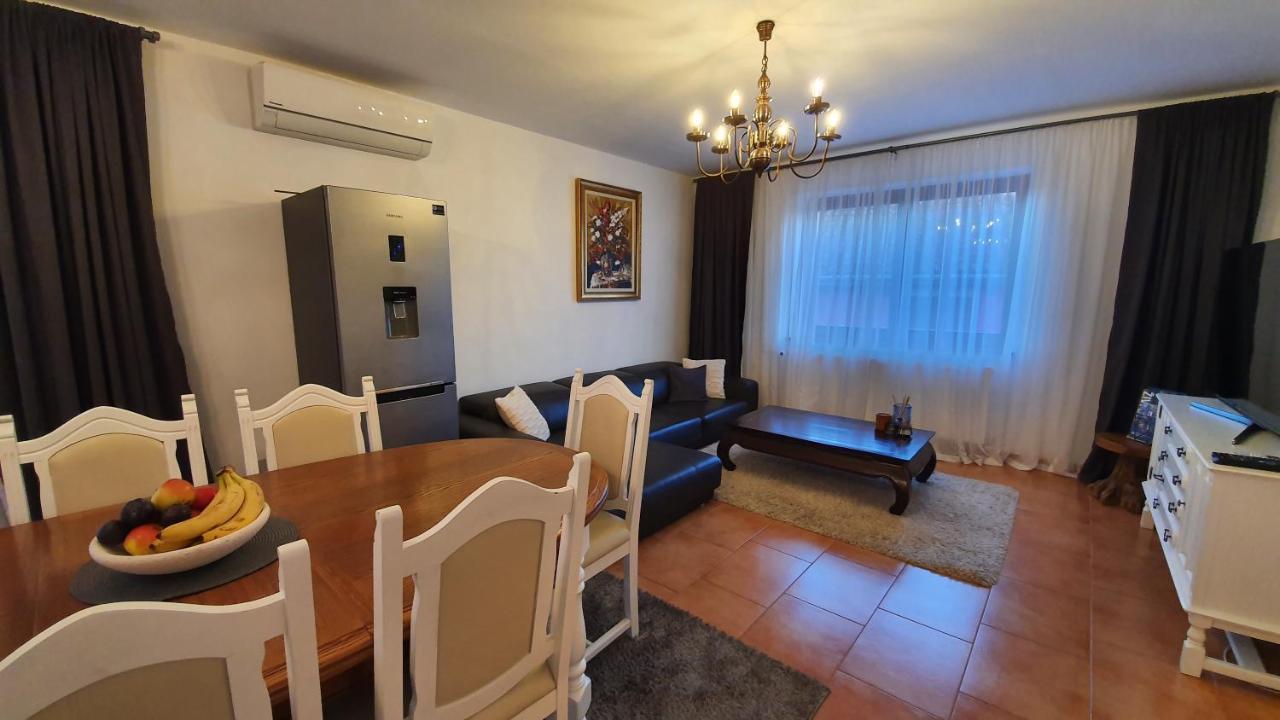 Villa Mons Aureus Popovac ภายนอก รูปภาพ