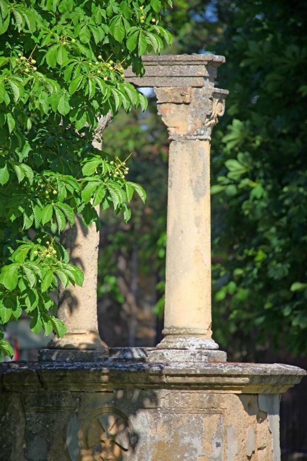 Villa Mons Aureus Popovac ภายนอก รูปภาพ
